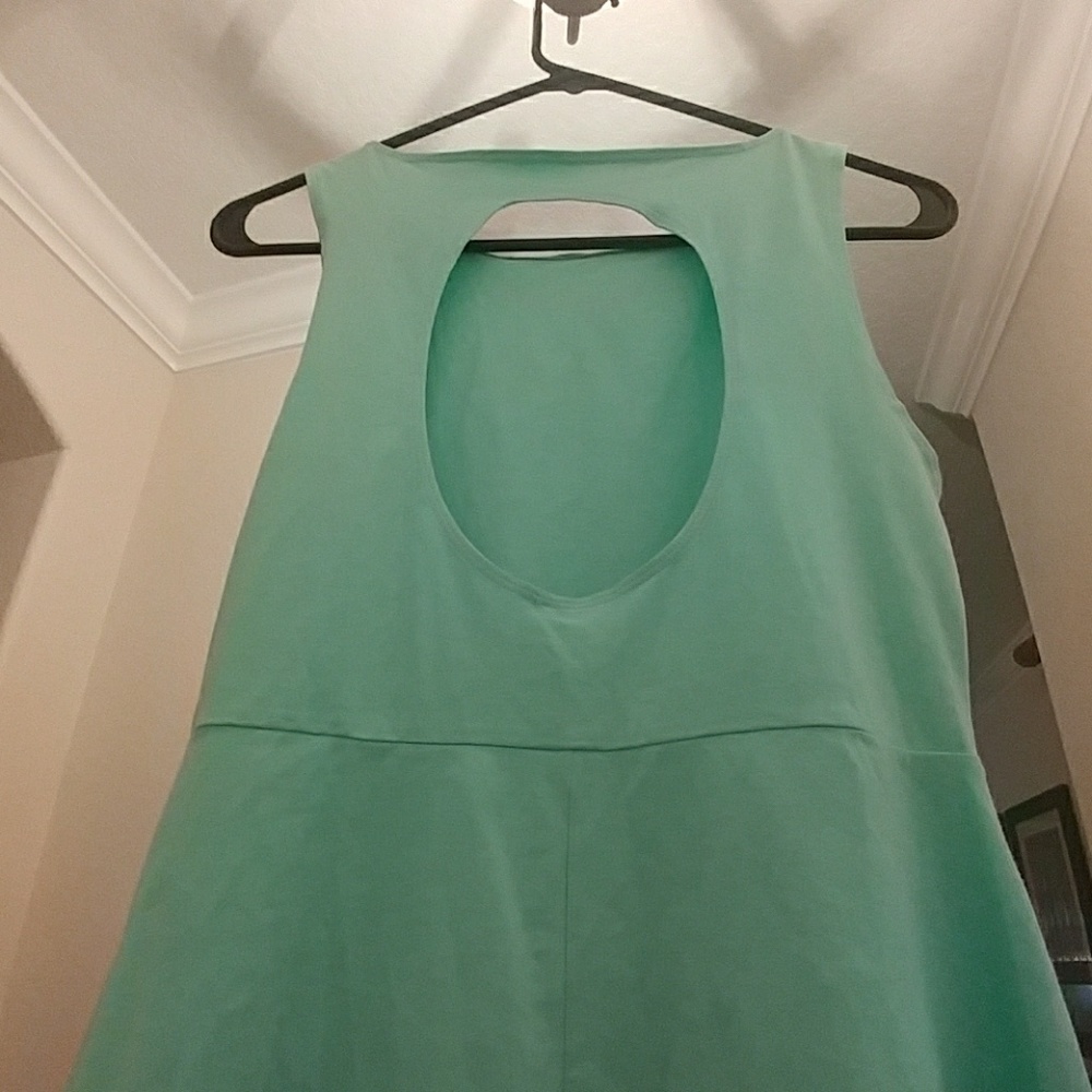 ❄SALE❄PINK mint green cutout skater - Picture 5 of 7